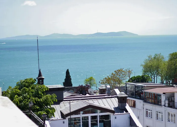 Отель Peninsula 3*