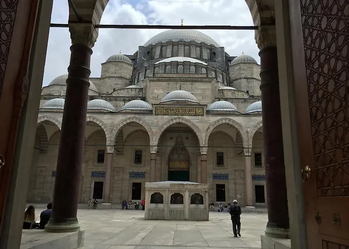 Peninsula Отель