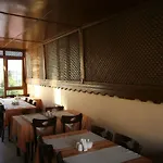Peninsula Szálloda 3*