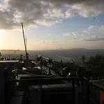 Peninsula Hotel 3*