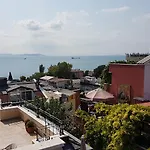 Hotel Peninsula 3*