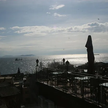 Peninsula Hotell
