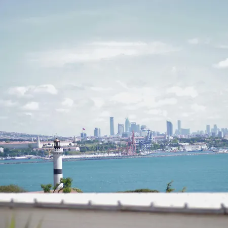 페닌슐라 호텔 3*